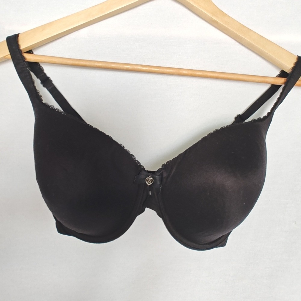 Victoria's Secret Body by Victoria Bra 32DDD Black Lined Perfect Coverage